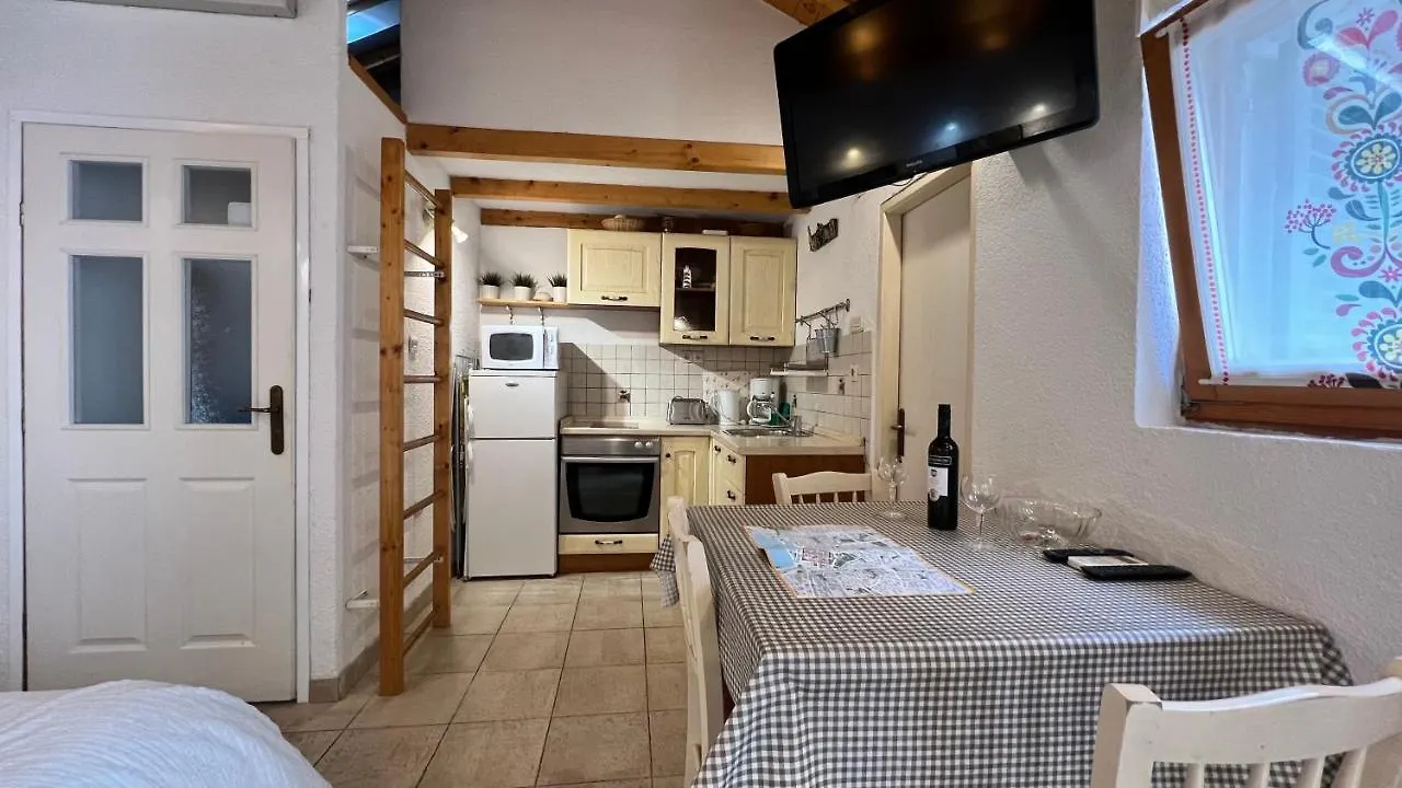 Studio Apartment Karlo Split