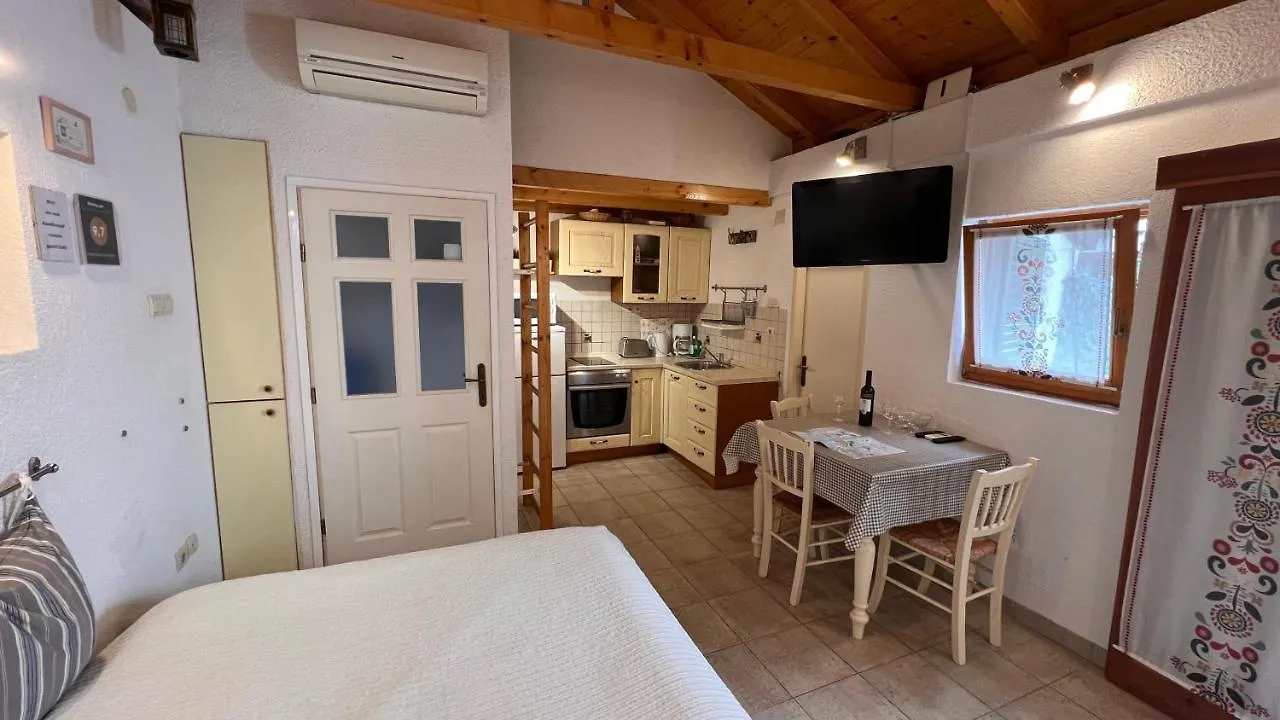 Studio Apartment Karlo Split Croatia