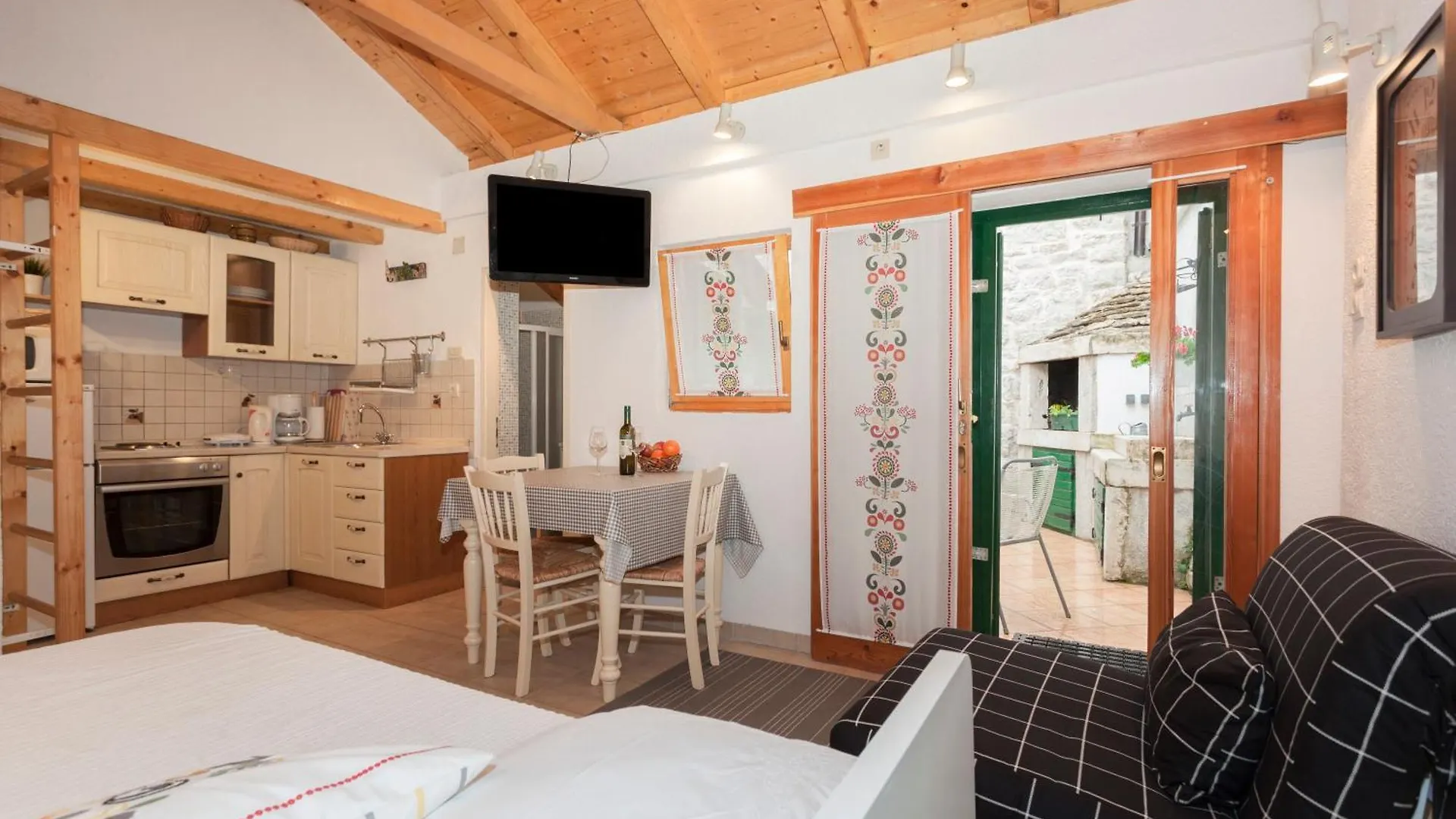 Studio Apartment Karlo Split