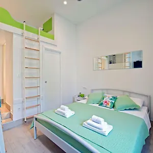  Appartement Microapartment Suni